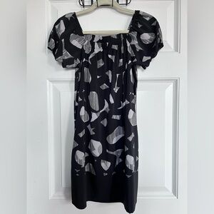 Daisy Fuentes Black and Gray Abstract Dress